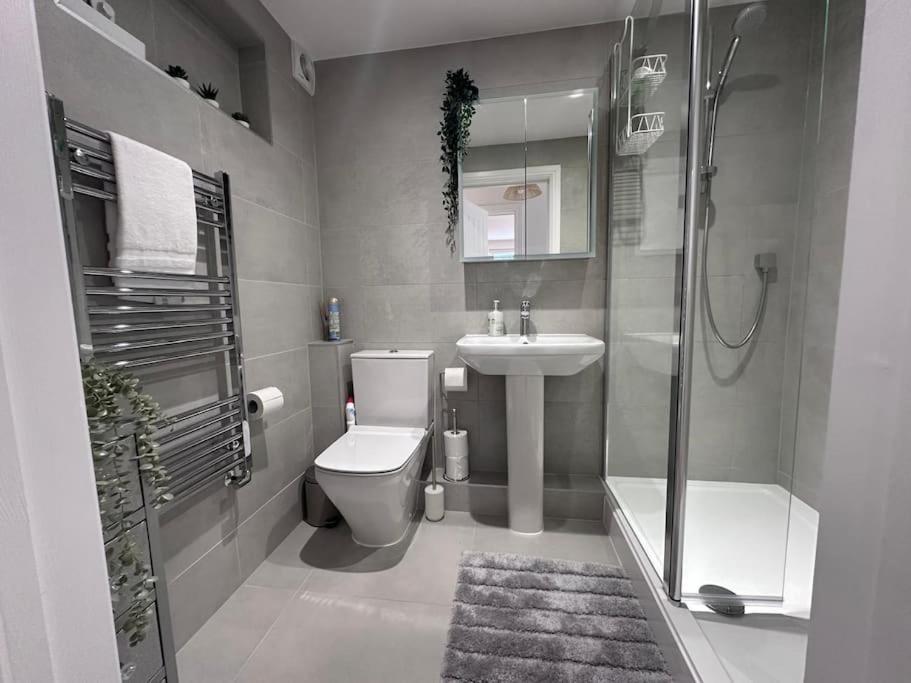 2Bed Ground Floor Flat + Garden Daire Sunningwell Dış mekan fotoğraf